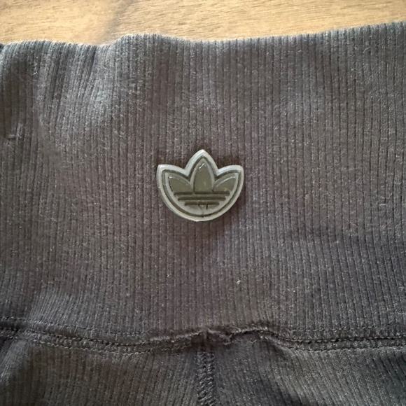 Adidas Originals | Ribbed Black Leggings (XS) - Picture 6 of 7